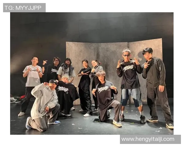 街舞战术解析上海街舞队的包夹体系与团队协作技巧探讨 街舞战术解析上海街舞队的包夹体系与团队协作技巧探讨